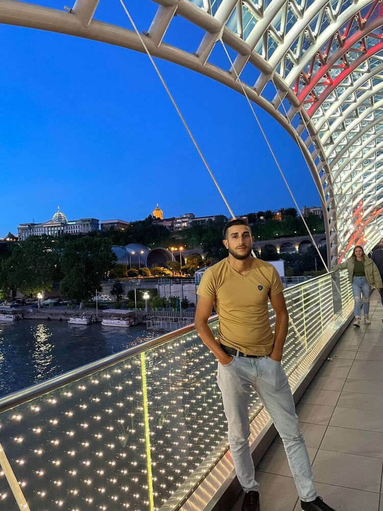  27654169  Islam, 31 ,    