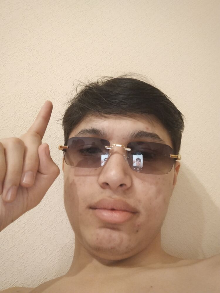  43249059  Maxmi, 21 ,    -