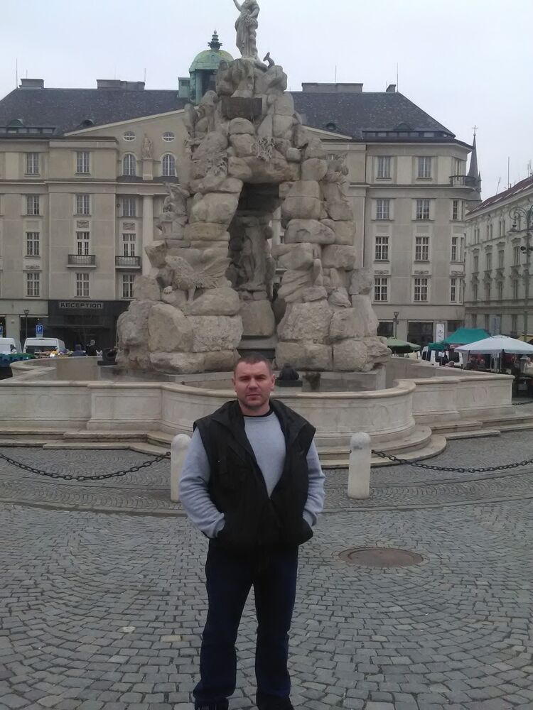 Praha,   Misha, 44 ,   ,   , c 