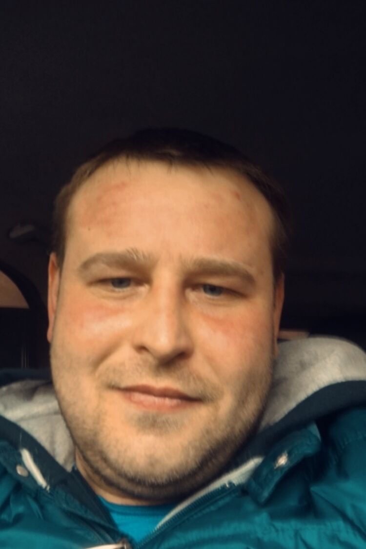  40889609  , 35 ,     