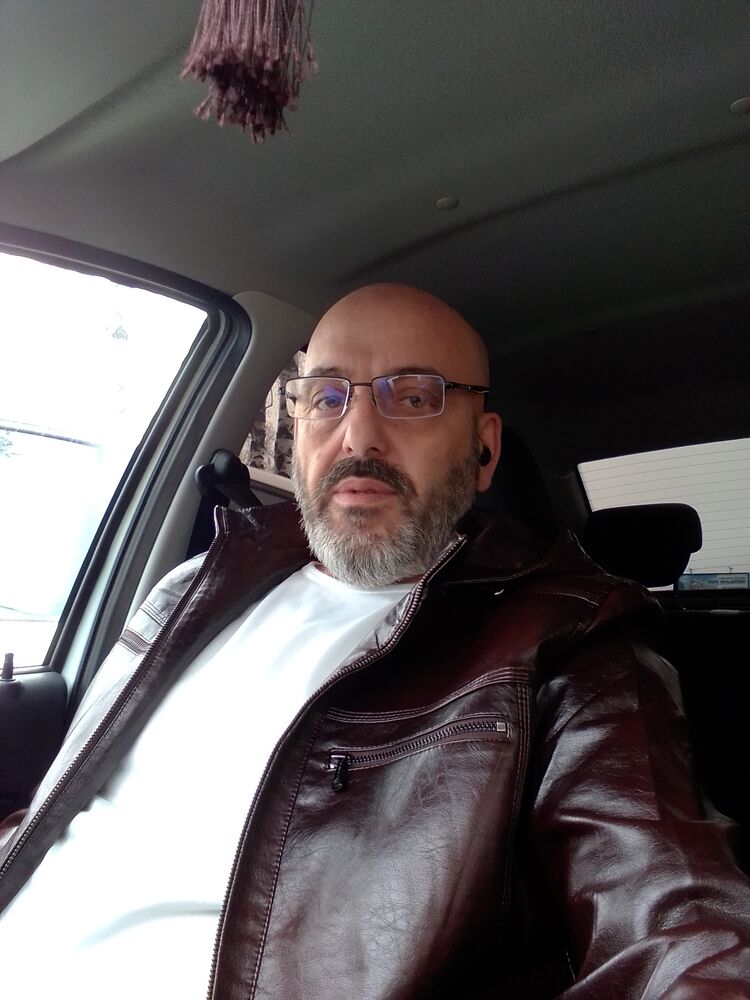  33840859  Hakob, 50 ,    --