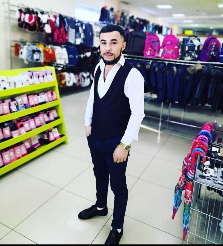  23710889  Ali, 30 ,    