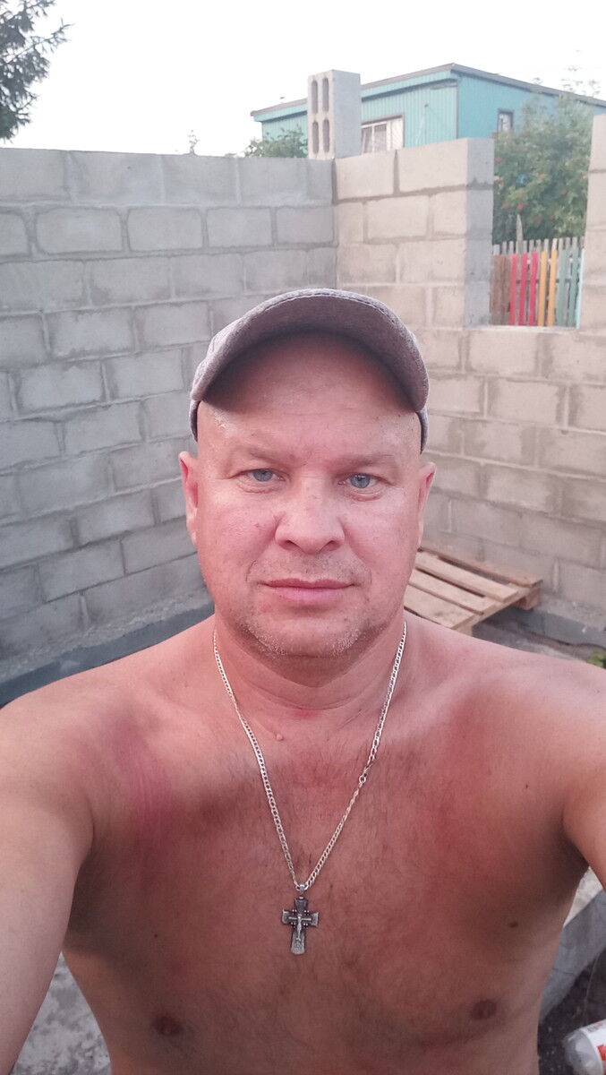 ,   Dmitriy, 43 ,   