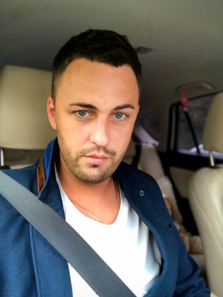  ,   Vlad, 30 ,   ,   