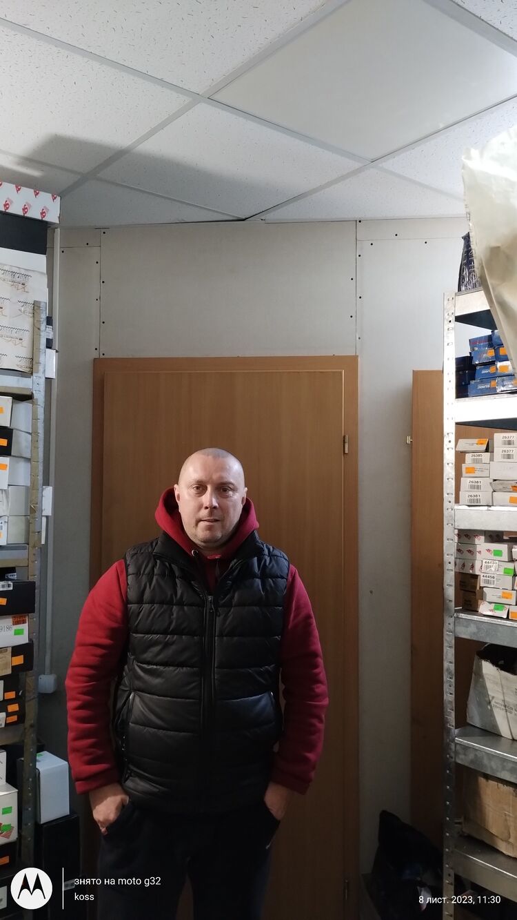  ,   Kostyantin, 42 ,   ,   