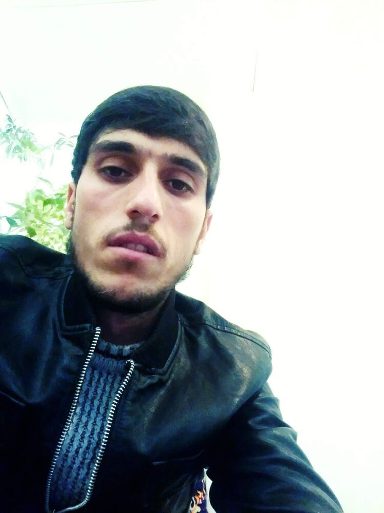  28311749  Ali, 27 ,    