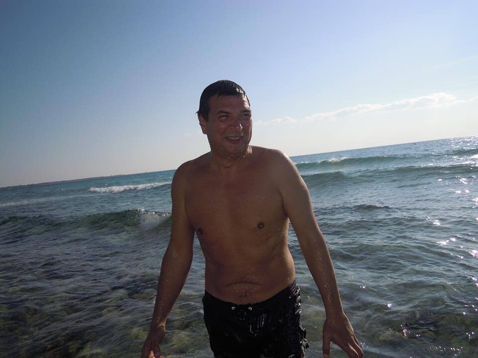  13914289  Roberto, 61 ,    