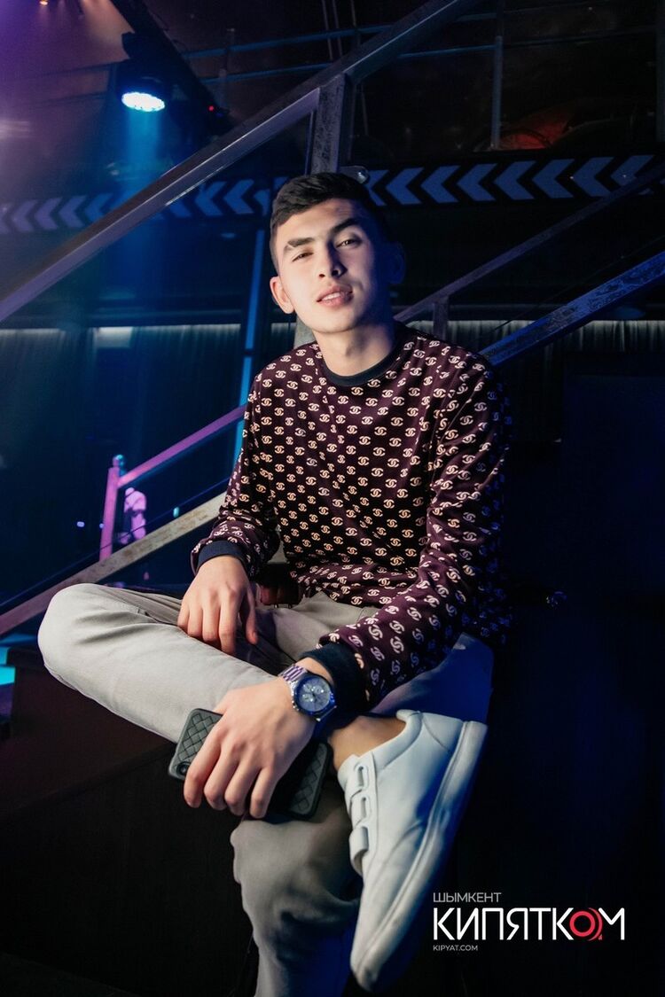 ���� 18216439 ������� Fara_molodoy, 27 ���, ���� ���������� � ��������