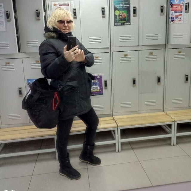  37007529  , 47 ,    -