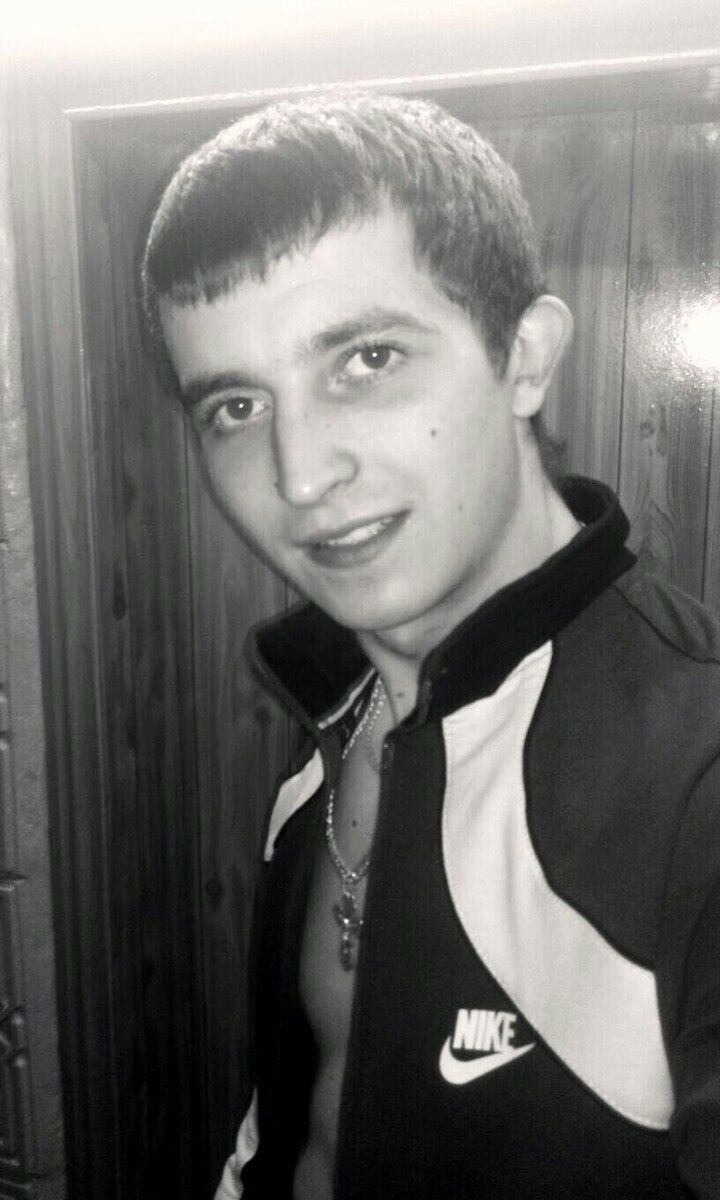  ,   Danila, 32 ,  