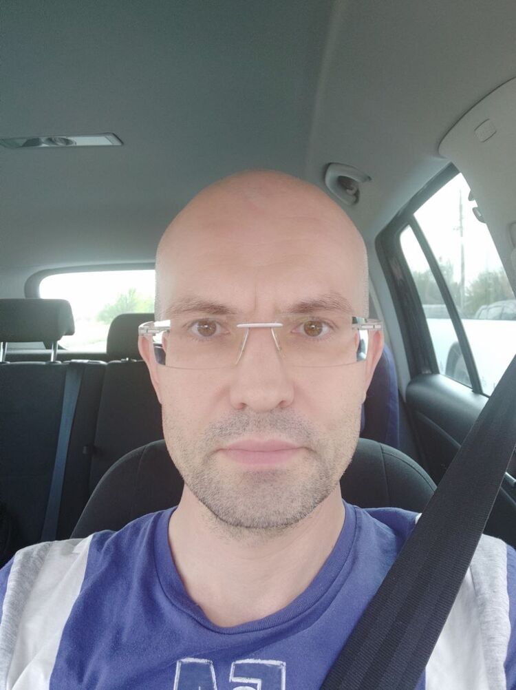  30206489  Vadim, 47 ,    