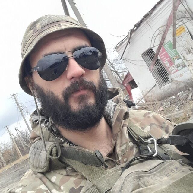  48849239  IGOR, 26 ,    