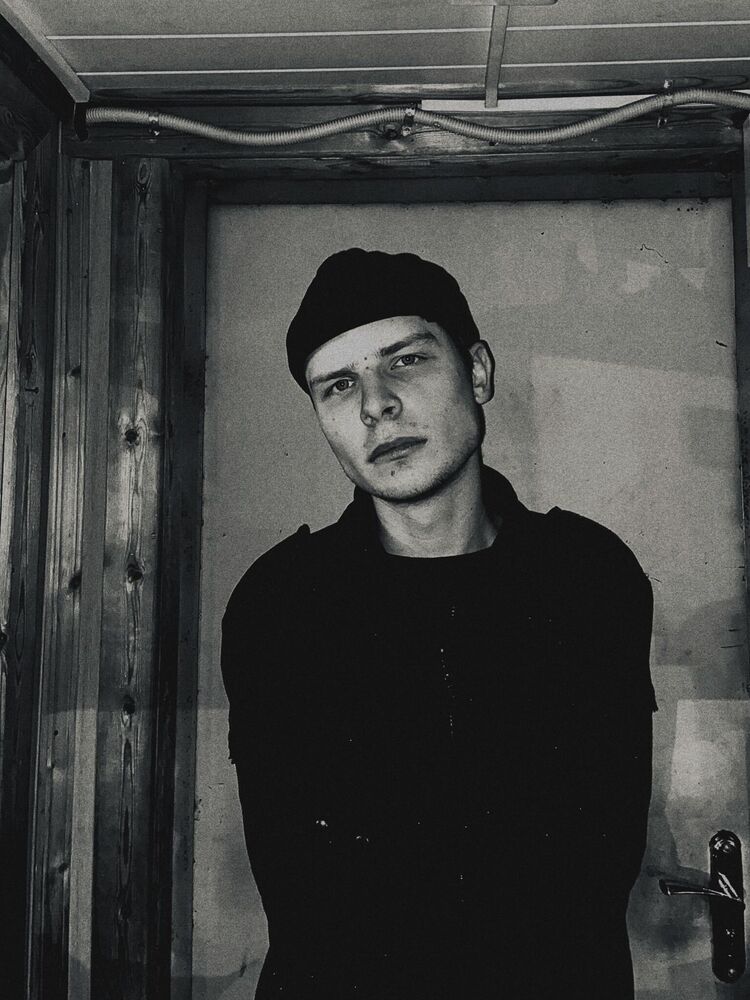  -,   , 24 ,   ,   