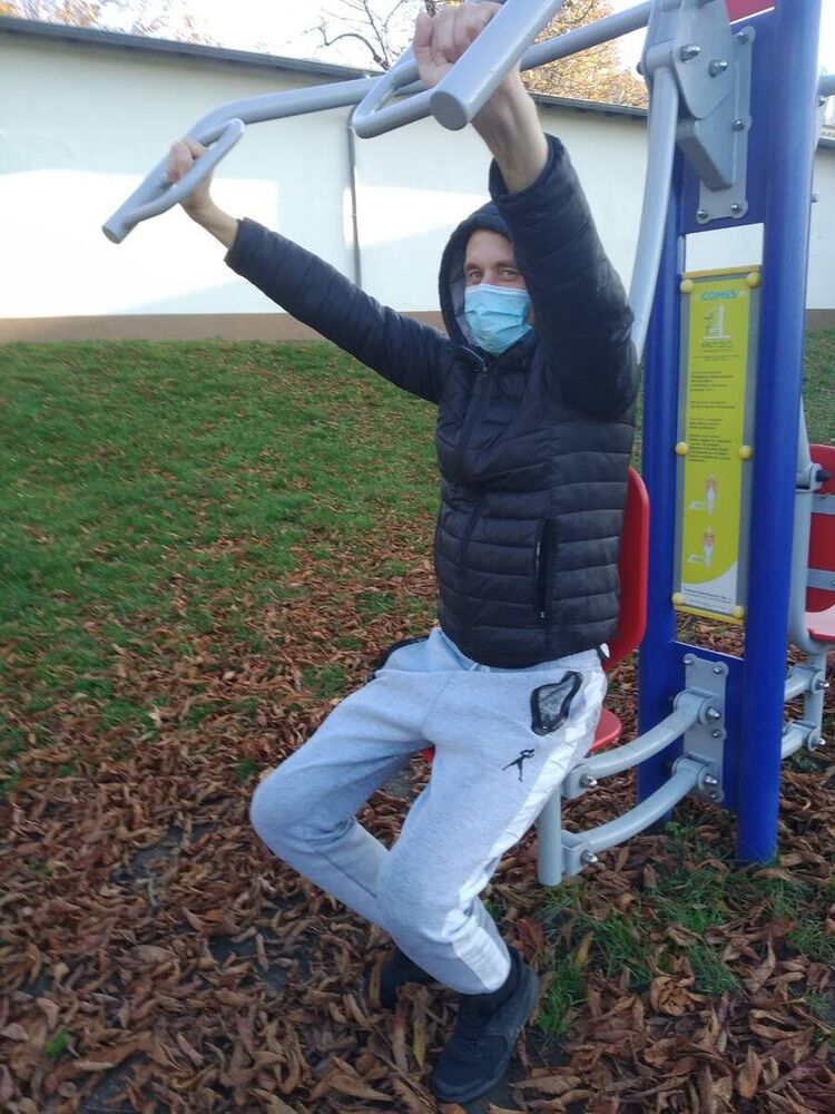  ,   , 40 ,   ,   