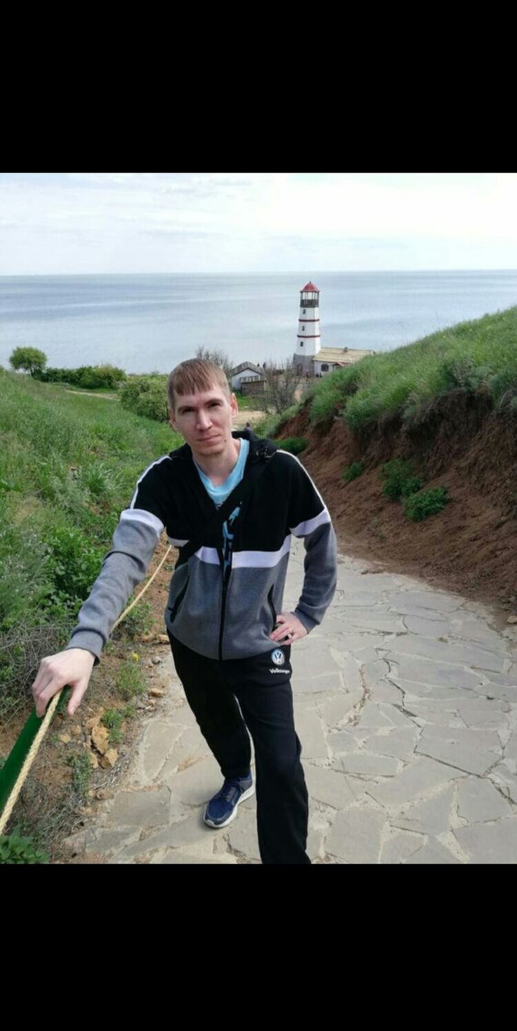  52636979  , 37 ,    --