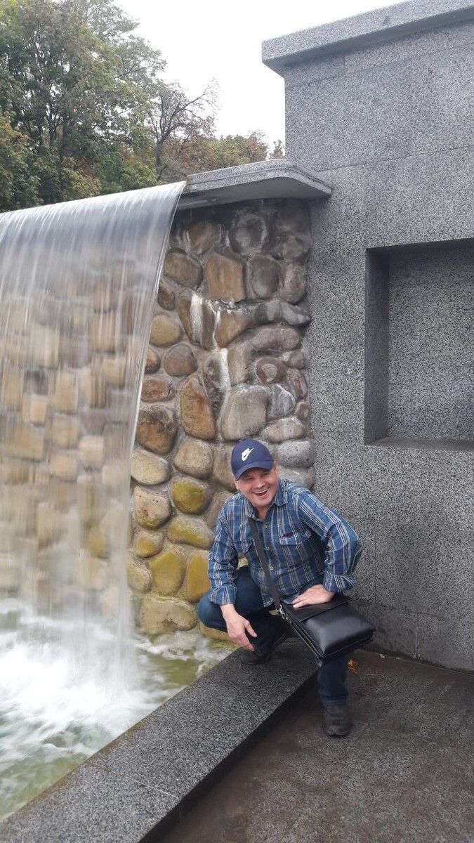  18030539  , 69 ,    