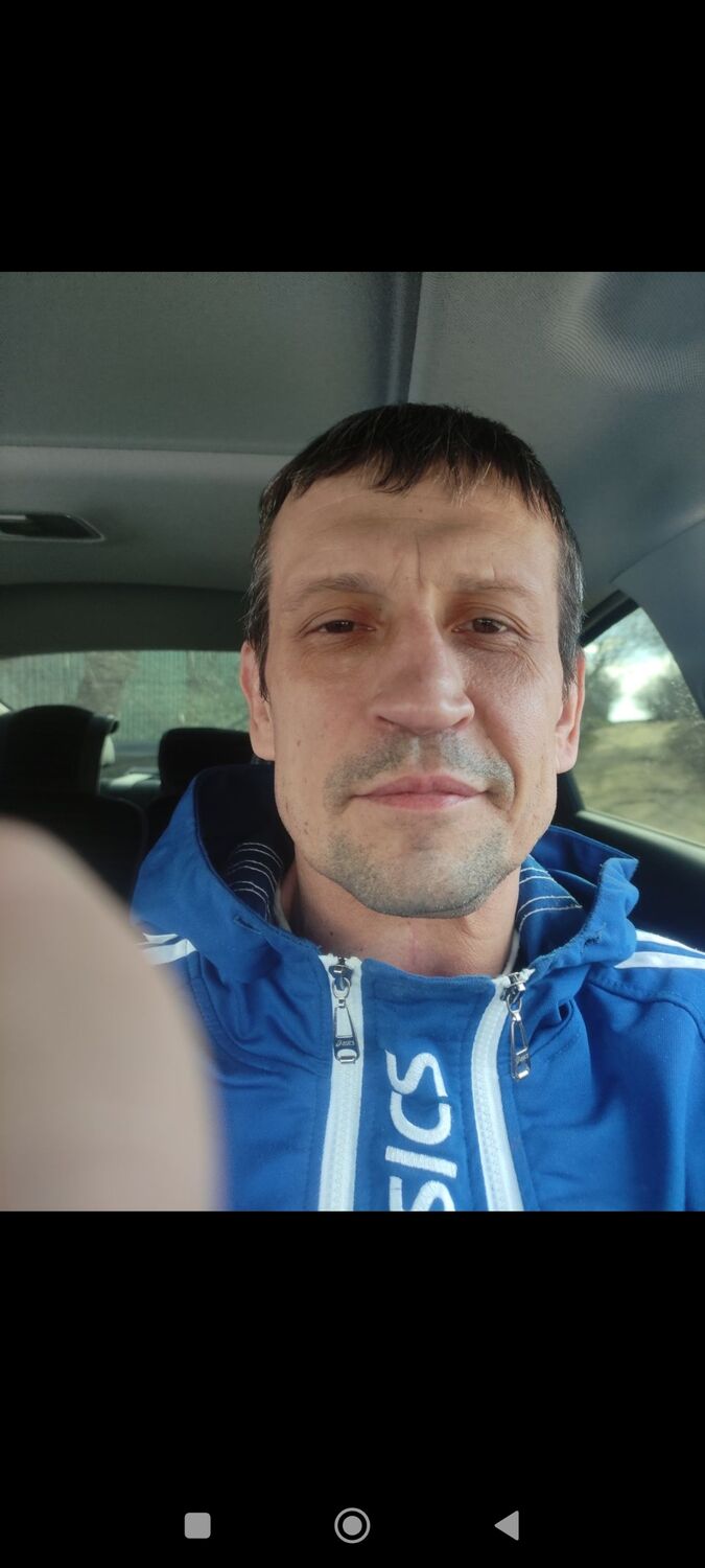  42295809  Alex, 45 ,    