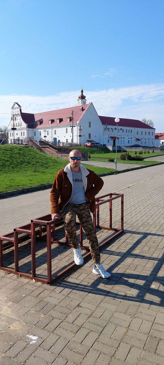  53836099  Andrei, 44 ,    