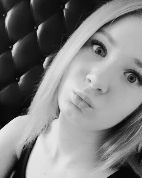  17428699  Yana, 25 ,    