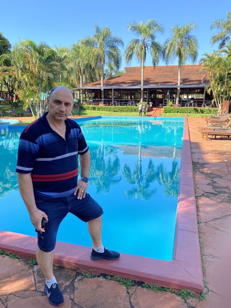  -,   Artur, 56 ,   ,   