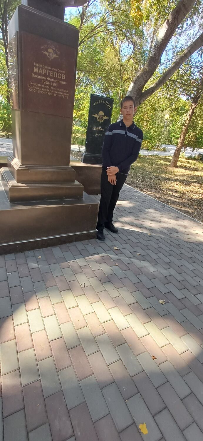  39160239  , 19 ,    