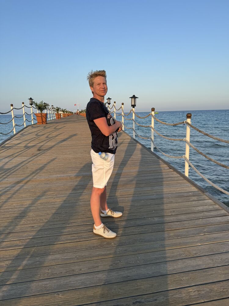  45246729  Nati, 48 ,    Praha