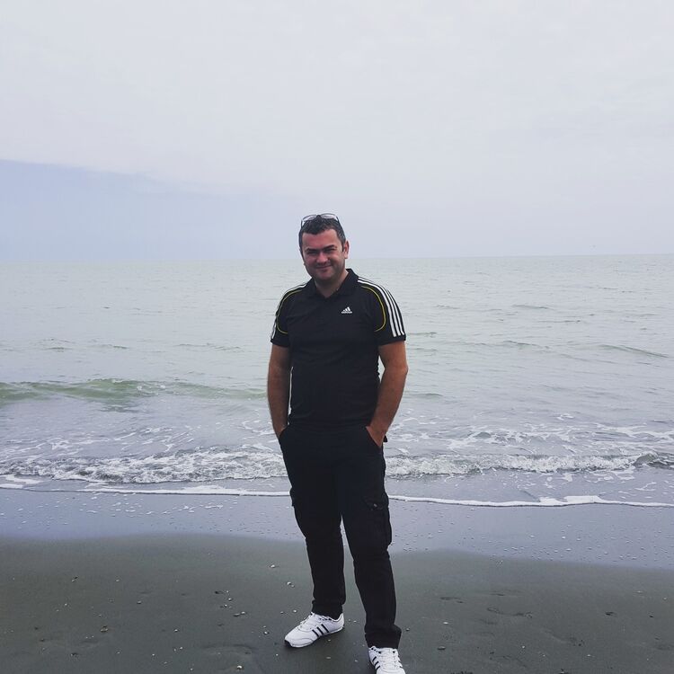  19318169  Ruslan, 42 ,    