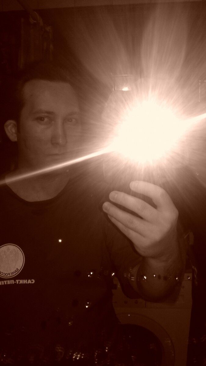  16565399  Andrew, 39 ,    -