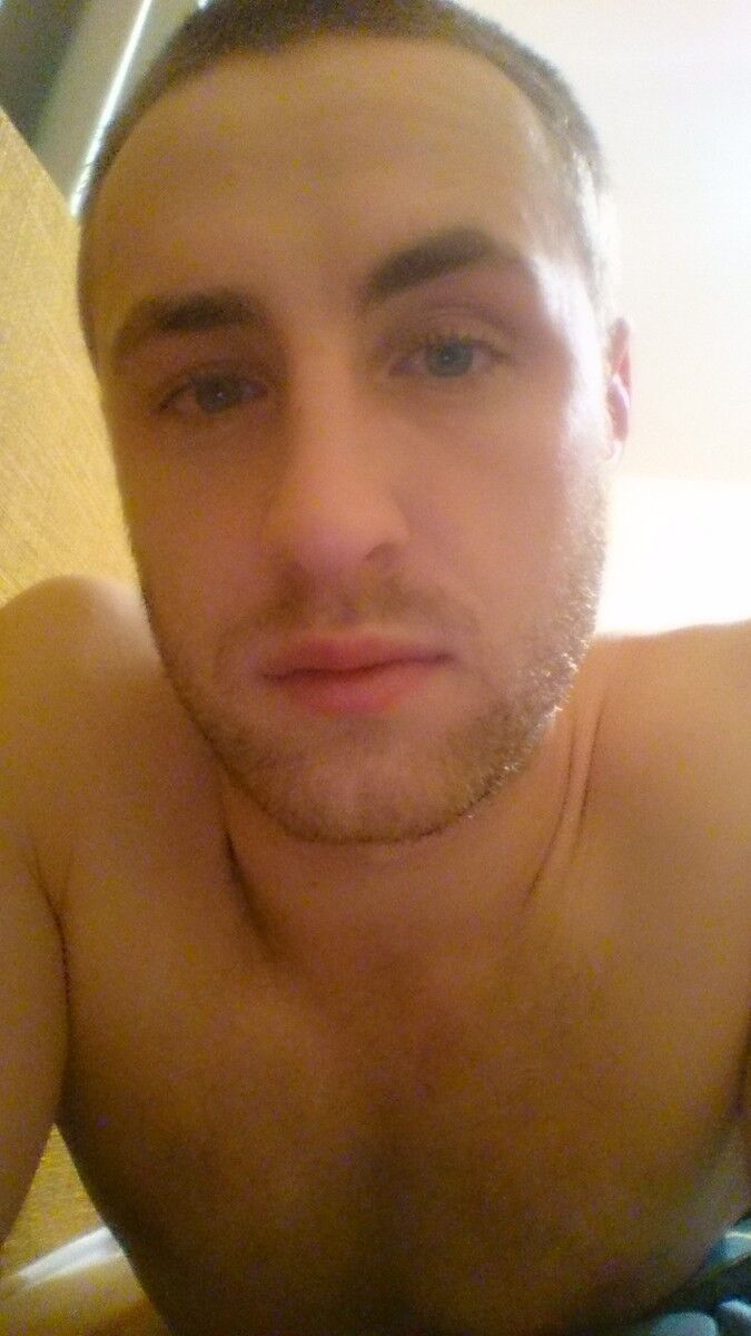  11022319  , 33 ,    -