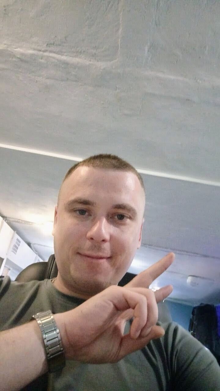  52950489  , 34 ,     
