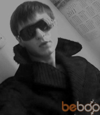  1040869  Roman, 33 ,    --