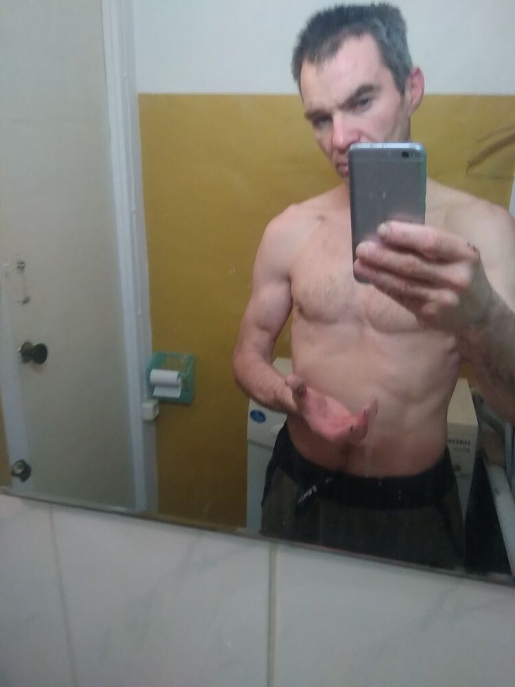  ,   Robert, 48 ,   ,   , c 