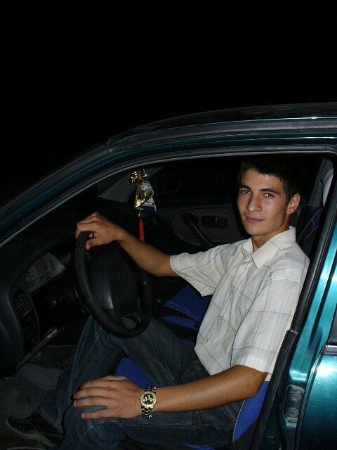  8899249  Mircea, 37 ,    -