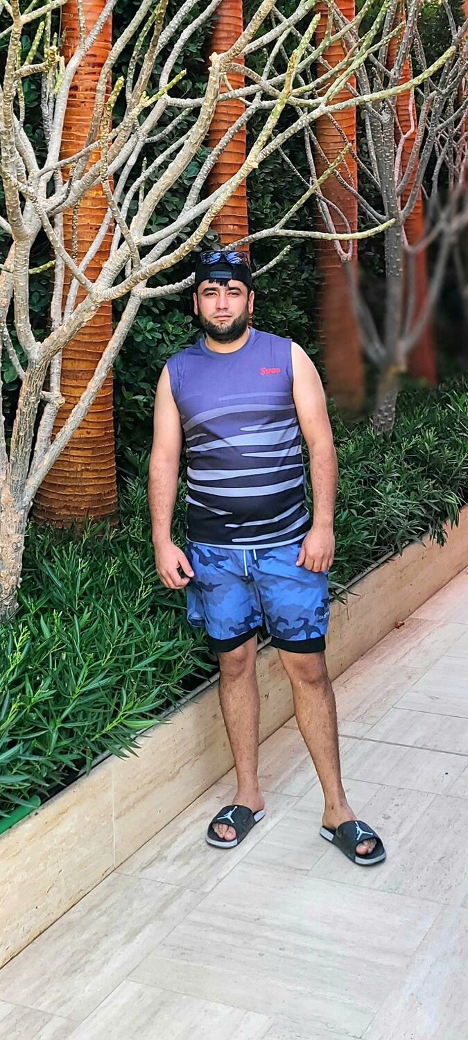  ,   Bahtiyor, 27 ,   ,   