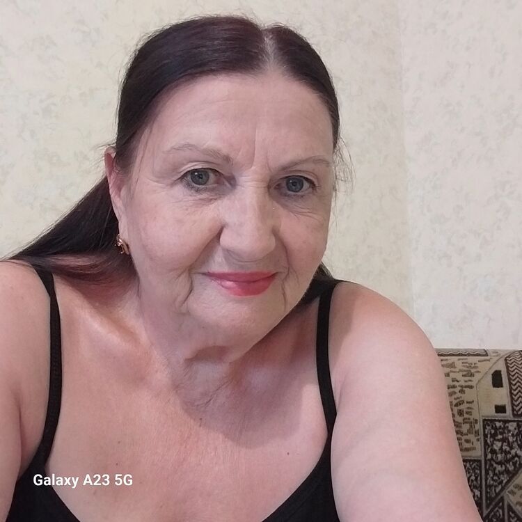  52577729  Valentina, 65 ,    