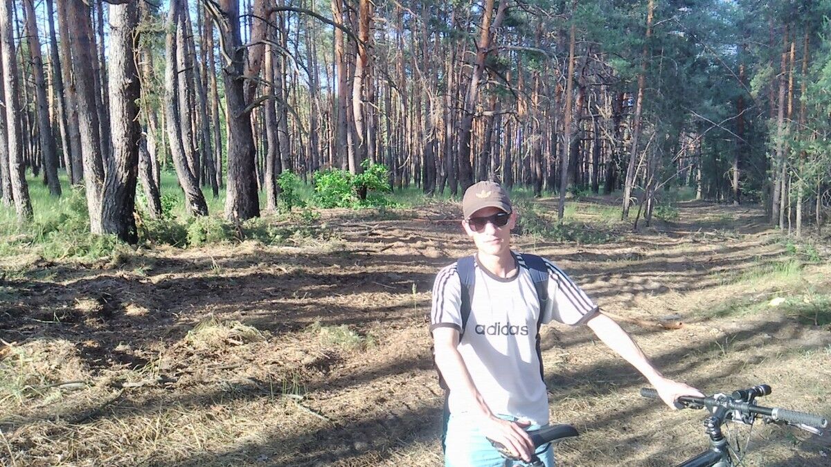  ,   Genewa, 42 ,   ,   , c , 