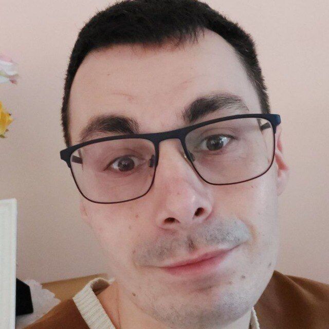  49128379  Nicolae, 36 ,    Vallo Della Lucania