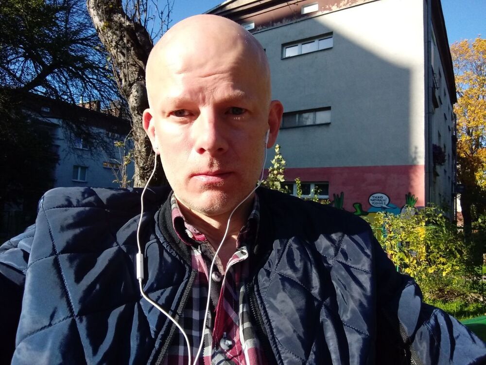  ,   Adrian, 40 ,     , c 