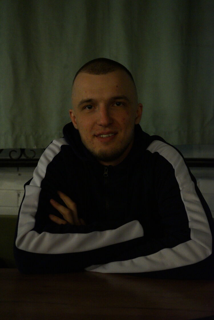  ,   Viktor, 28 ,   ,   , 