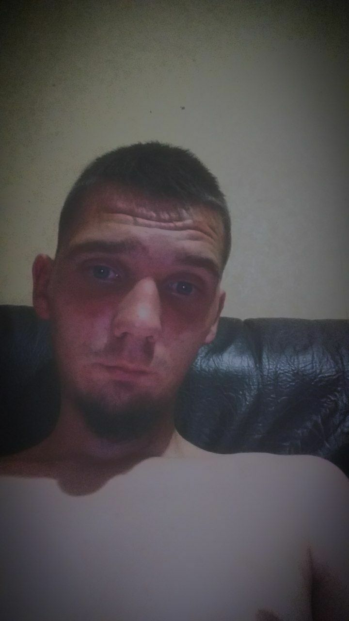  38651309  Egor, 22 ,    