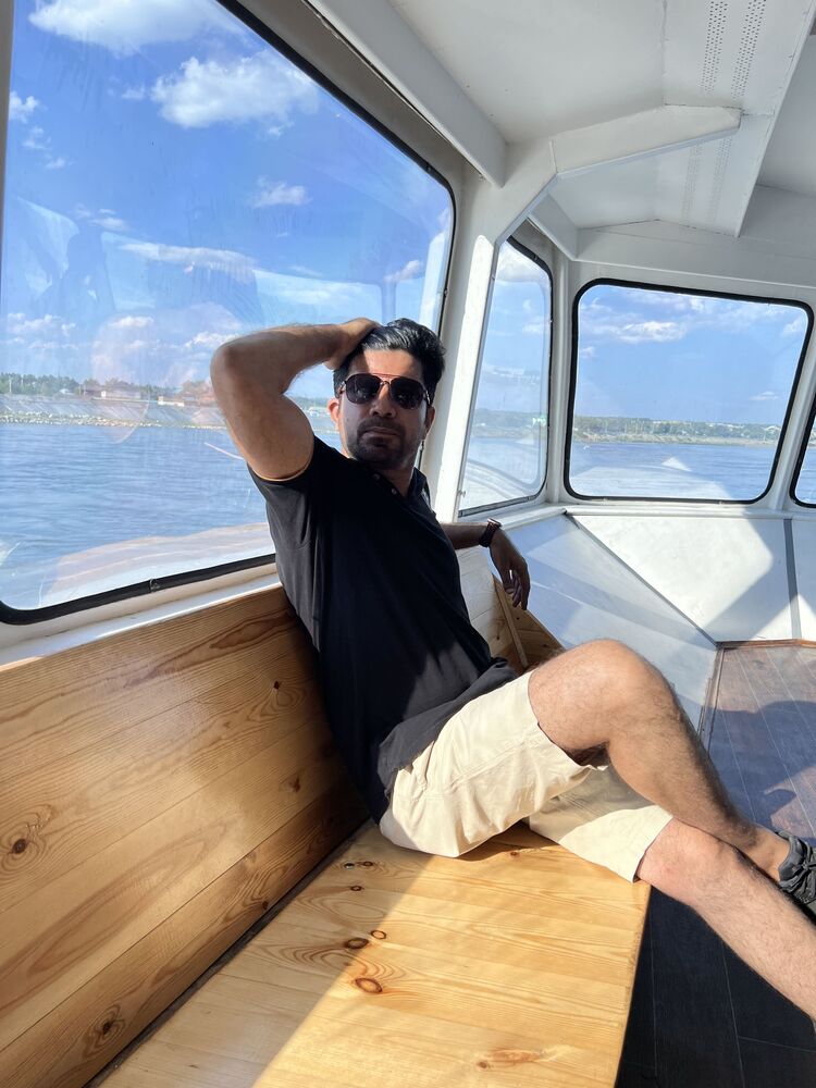  27810069  , 35 ,    -