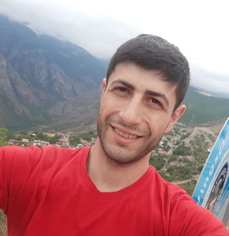 ���� 47889899 ������� And, 32 ����, ���� ���������� � �������