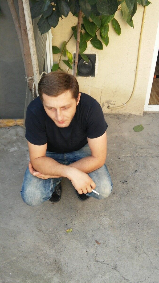  8376059  Edgar, 40 ,    