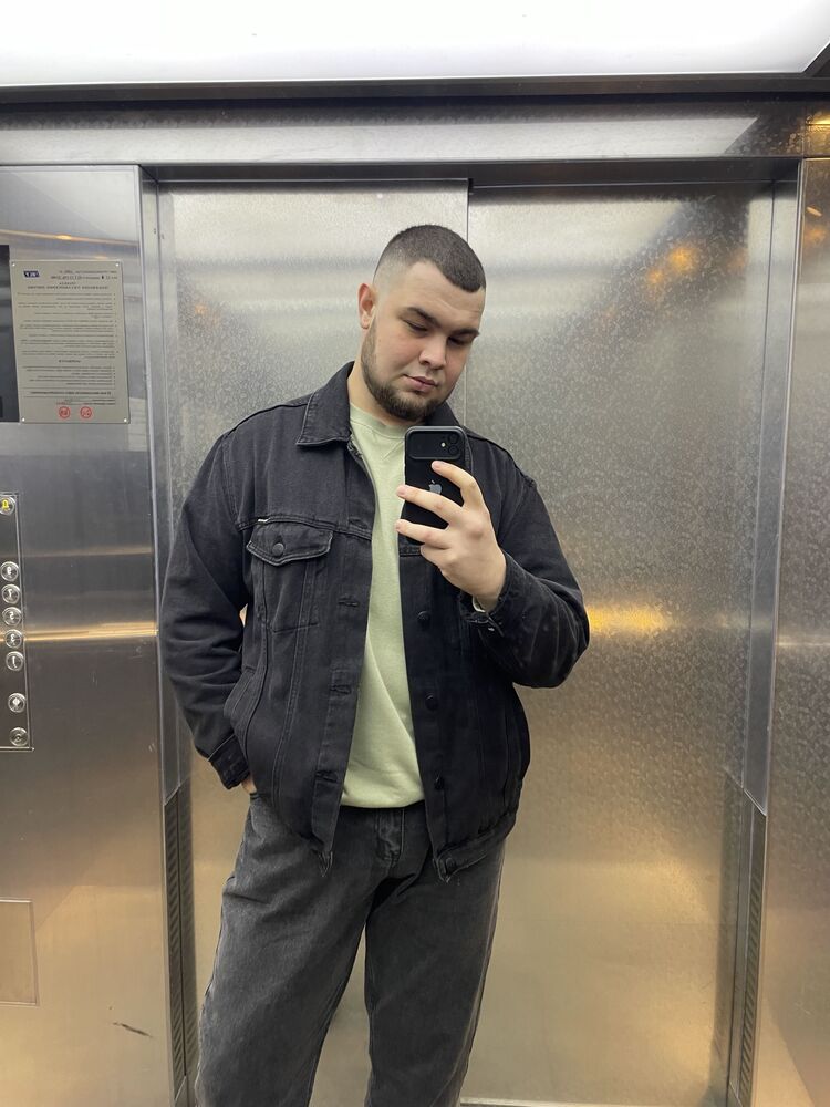  46333289  Igor, 24 ,    