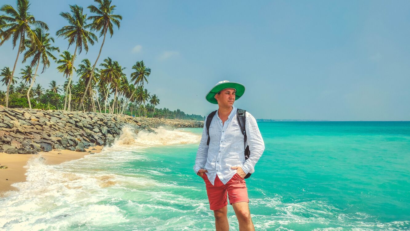 ���� 31898919 ������� Aston Martin, 40 ���, ���� ���������� � ����