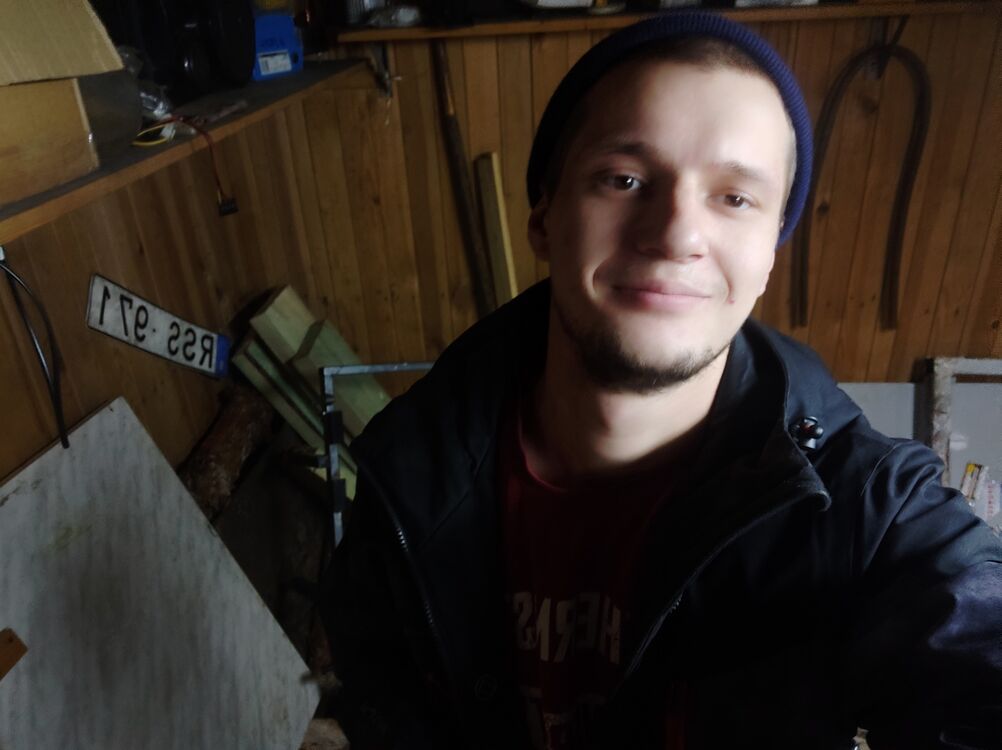  ,   Viktor, 30 ,   ,   
