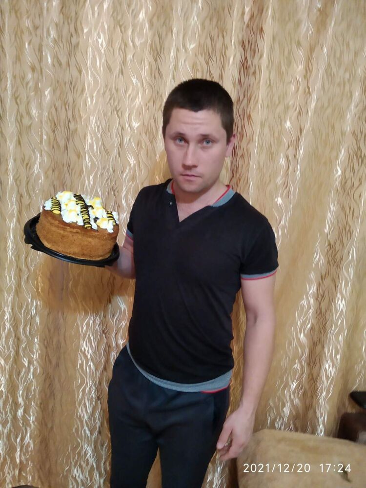  30858529  MAKSIMUS, 32 ,    
