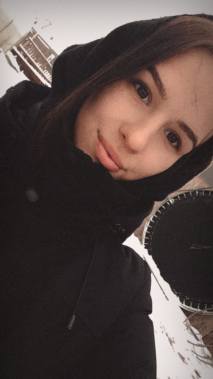  38980559  , 23 ,    