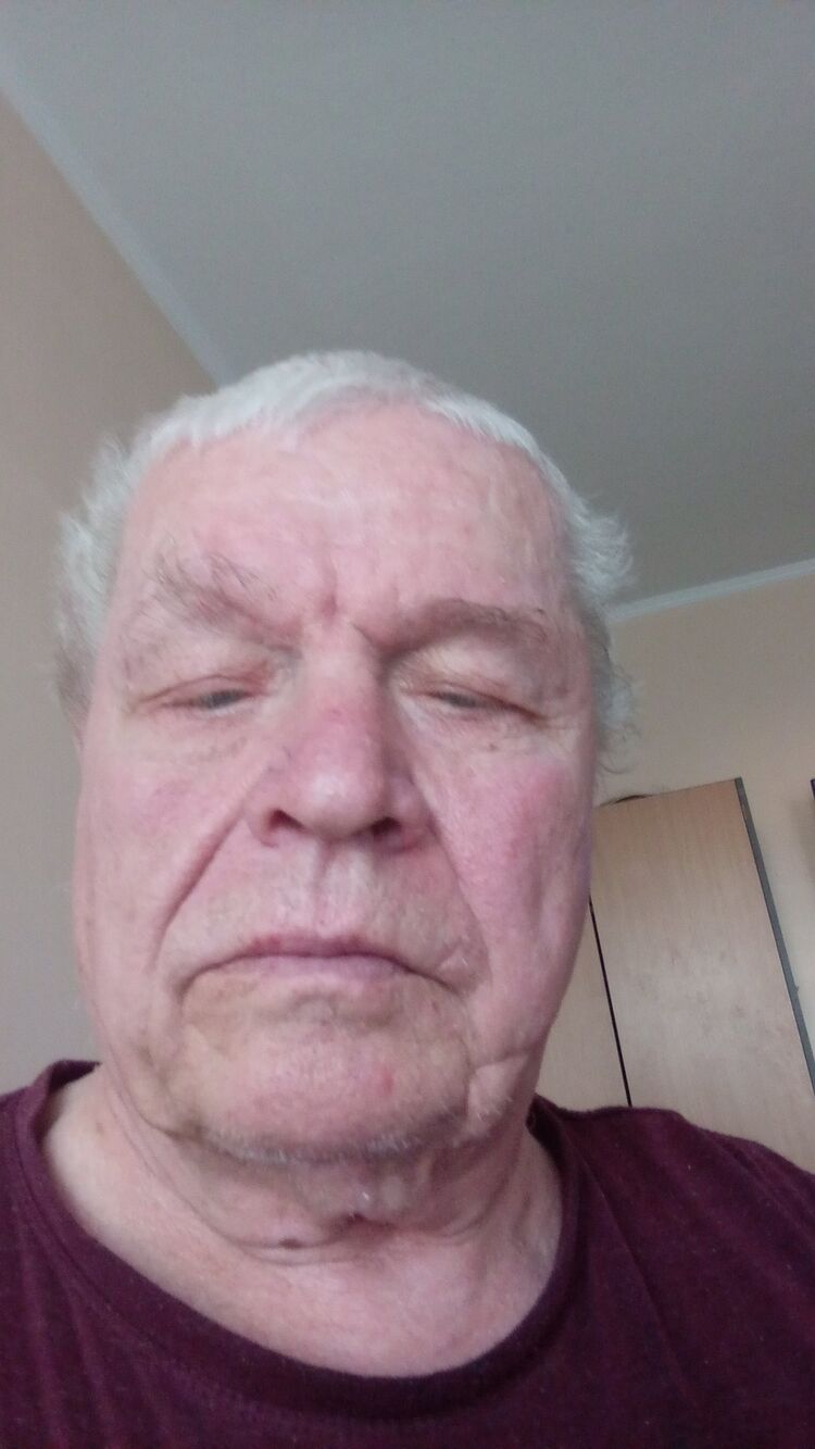 42894319  , 73 ,    