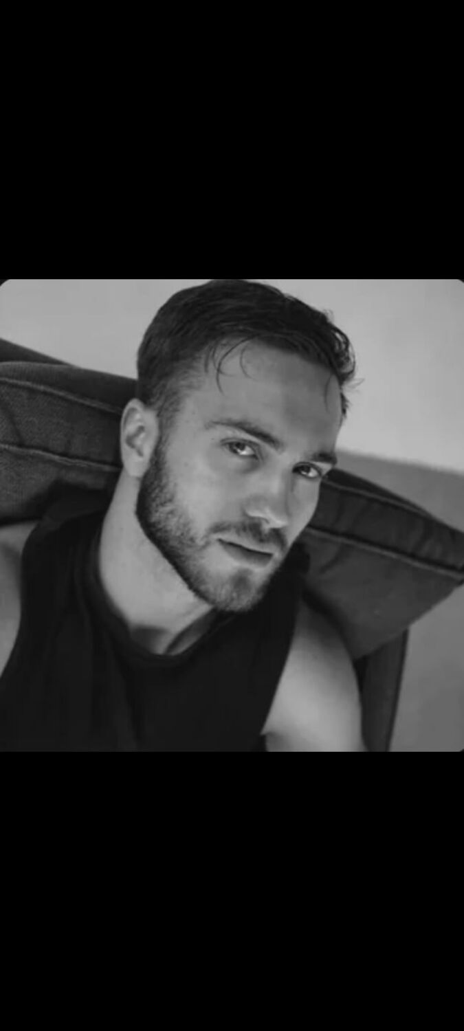  54607519  Sendirio, 40 ,    